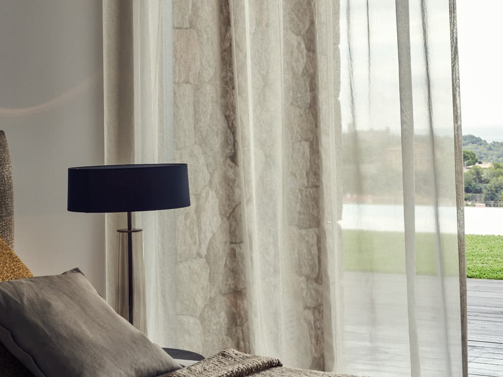 Vorhänge und Gardinen